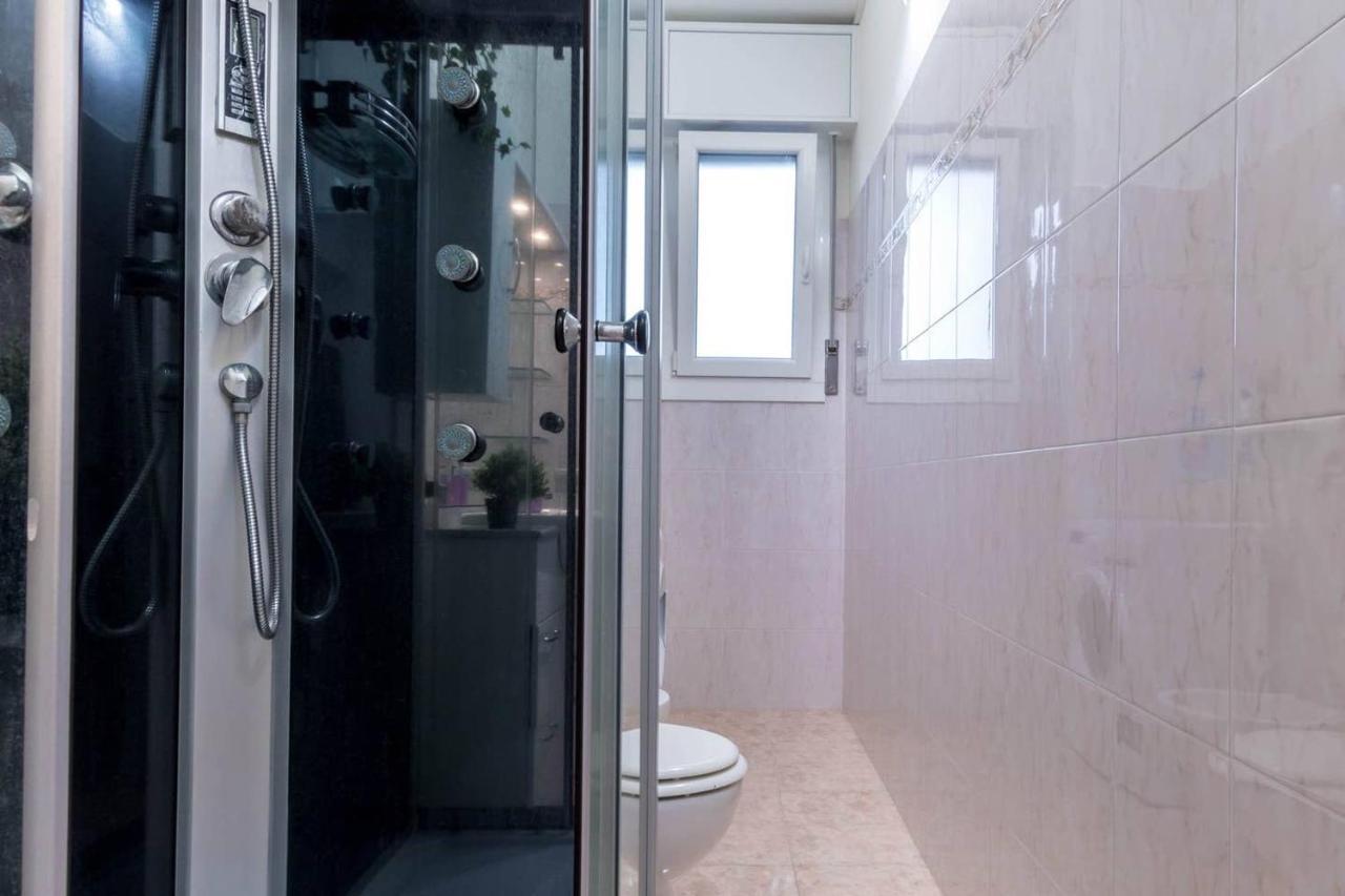Altido Lovely Apt For 6 Located In Vibrant Gallaratese Milano Dış mekan fotoğraf