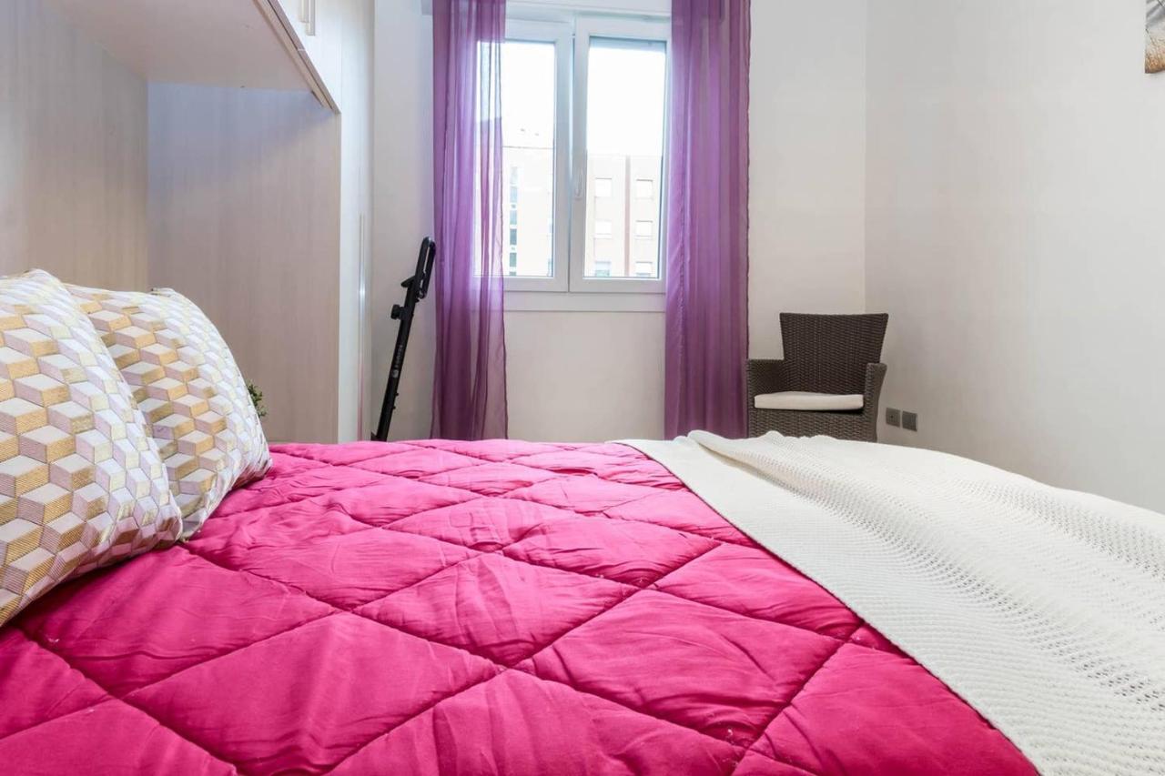 Altido Lovely Apt For 6 Located In Vibrant Gallaratese Milano Dış mekan fotoğraf